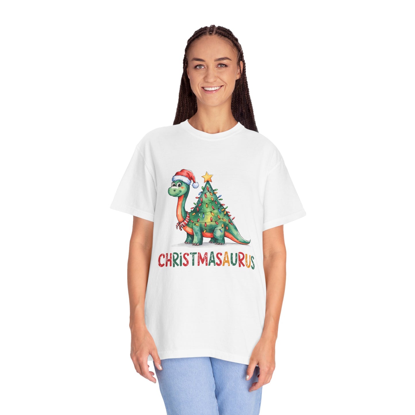 🦖 T-shirt unisexe teint en pièce « Happy Christmasaurus » - TC404